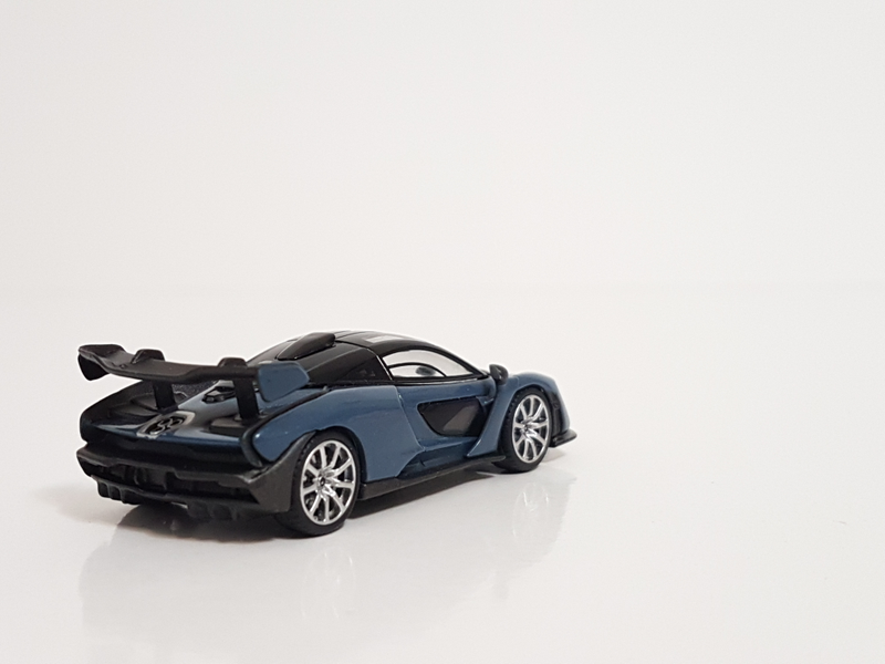 Illustration for article titled Mini GT McLaren Senna in Victory Grey